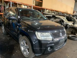Suzuki Escudo TD54W
