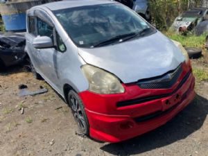 Toyota Ractis NCP100 2005-2010