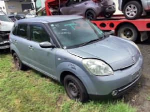Mazda Verisa DC e4WD 01/04 on