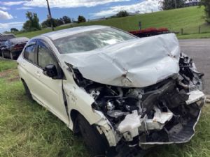 Honda Grace GM4