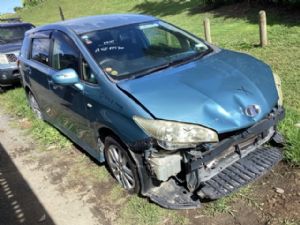 Toyota Wish ZGE20