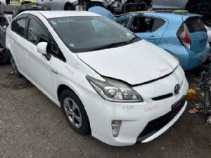 Toyota Prius NHW10