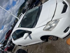 Toyota Yaris YR
