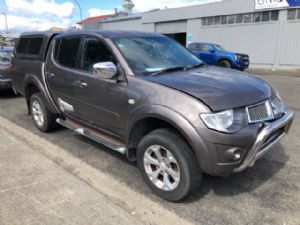 Mitsubishi L200/Triton KB4