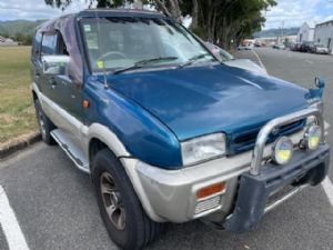 Nissan Mistral R20 1993-1996