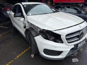 Mercedes-Benz GLA200 X156 2014-2016