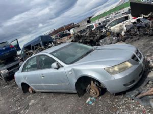 Hyundai Sonata KMHEN41 2001-2004