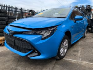 Toyota Corolla ZWE211