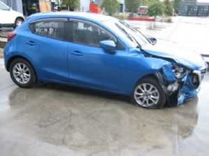 Mazda Mazda2 DJ