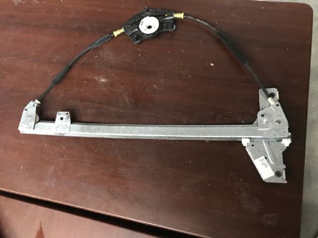 Peugeot 307 307 2001-2005 RF Door Elec Regulator