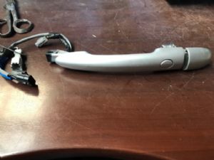 Renault Koleos HY 2006-2016 LR Door Exterior Handle (Smart Button) Type