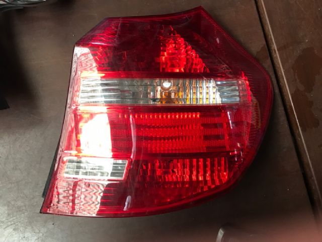BMW 1 Series 118i F40 R Tail Light