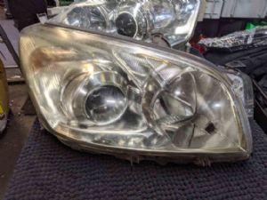 Toyota RAV4 ACA38 01/10> R Headlight