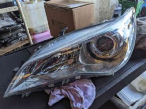 Toyota Camry AVV50 L Headlight