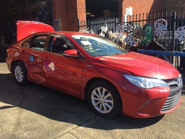Toyota Camry AVV50