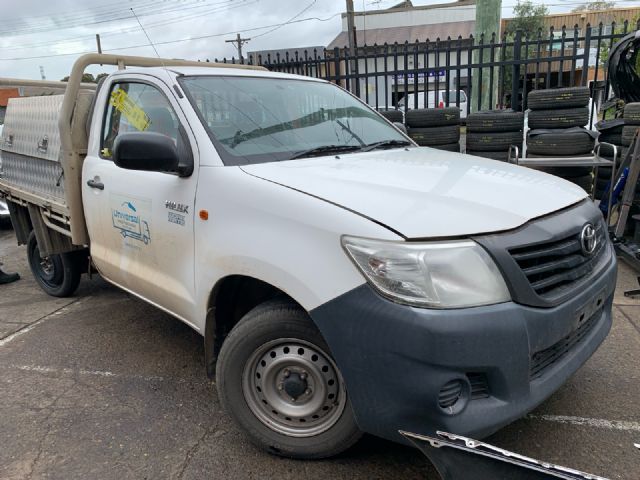 Toyota Hilux TGN16 03/05>
