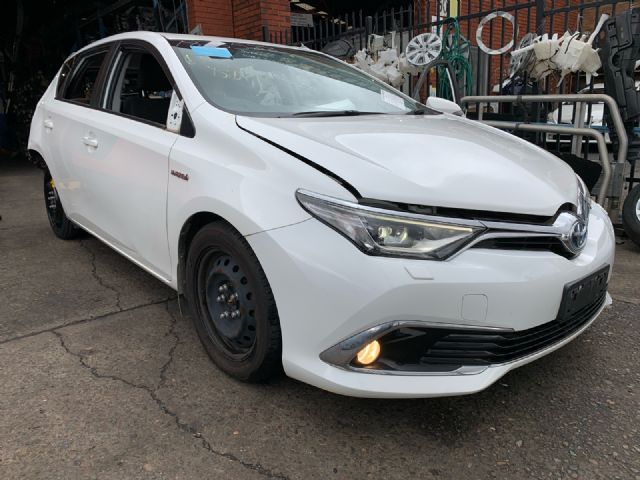 Toyota Corolla ZWE186