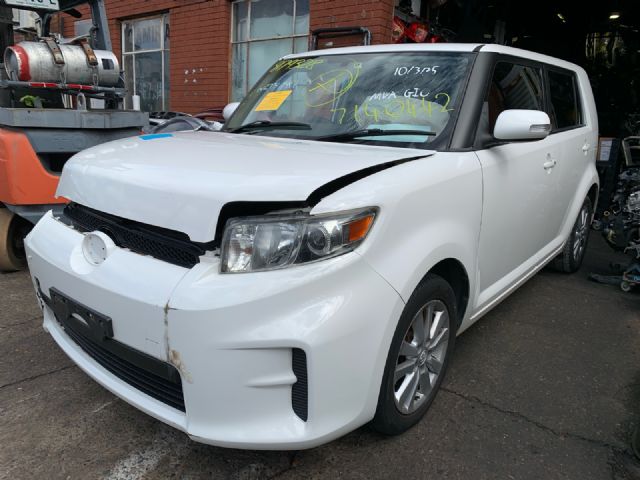 Toyota Rukus Aze151 2010-2015