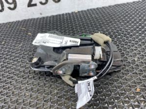 Lexus IS250 GSE30 04/2013-08/2015 RF Door Actuator