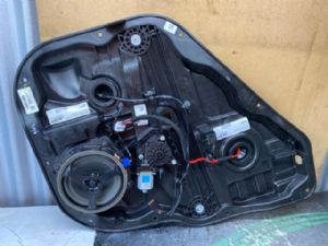 Hyundai Santa Fe TM HS281 LR Door Elec Regulator