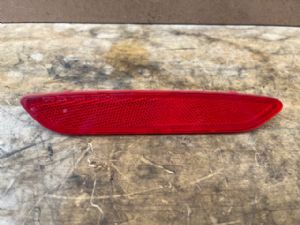 Hyundai Ioniq Plug-in LR Bumper Reflector