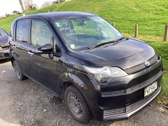 Toyota Porte/Spade NCP141