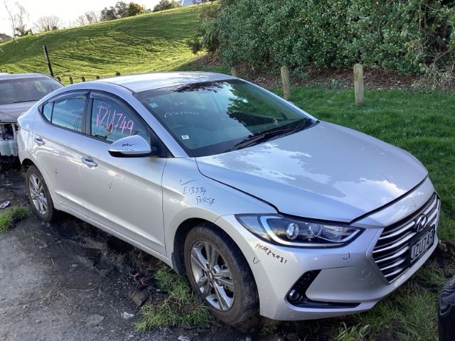 Hyundai Elantra AD 2015-2019
