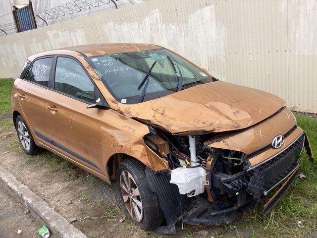 Hyundai i20 HB351