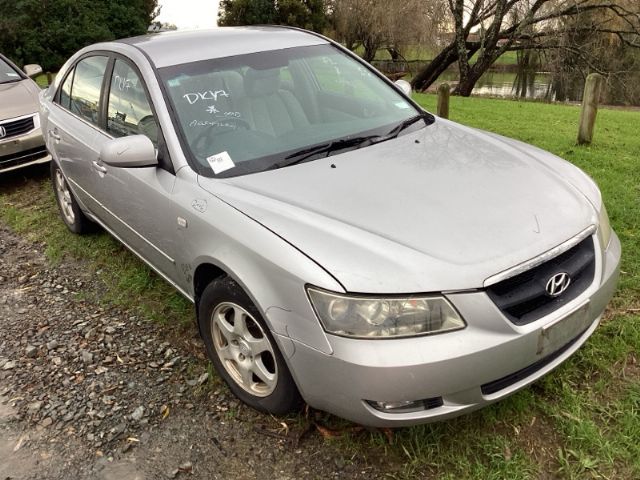 Hyundai Sonata NF 2005-2009