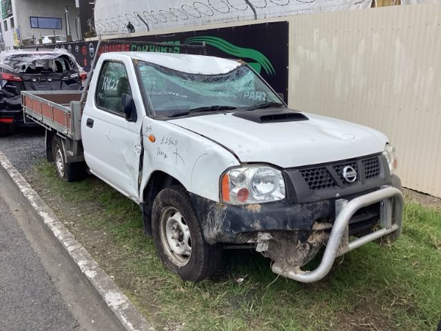 Nissan Navara D22 2008-2015