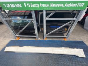 BMW 5 Series E60 530 R Side Skirt