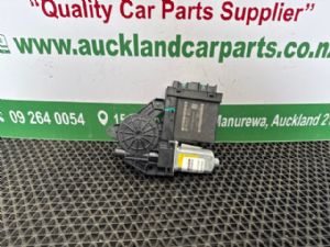 Volvo XC60 2021-2024 LF Door Regulator Motor