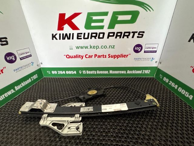 Audi RS 4 B8/8K 2012-2015 LR Door Elec Regulator