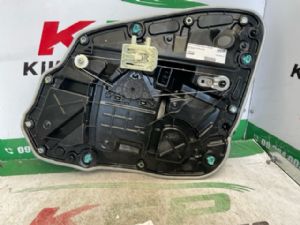 Mini Countryman SE ALL4 MI U25 RR Door Elec Regulator