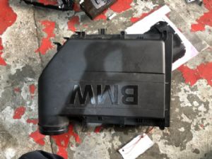 BMW 7 Series 740LI F02 Air Cleaner Assembly EFI Air Box