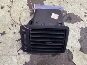 Citroen Dispatch G9 2013-2016 Dash Vent Surround RH