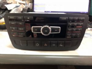 Mercedes-Benz GLA200 X156 2014-2016 CD Player