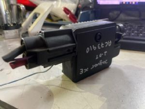 Jaguar XE Series X760 2015-2017 Radiator Cooling Fan Controller or Computer
