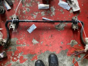 Peugeot 5008 2009 - 2016 Front Sway Bar