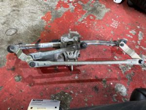 Volkswagen Caddy Type 2K 2003-2009 Front Wiper Motor