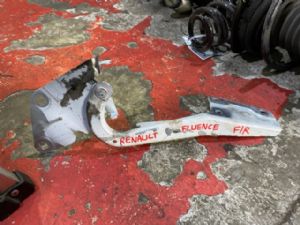 Renault Fluence 2015-2017 R Bonnet Hinge 
