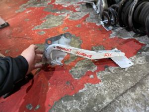 Renault Fluence 2015-2017 L Bonnet Hinge 