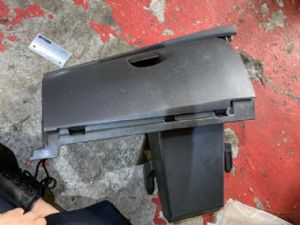 Renault Fluence 2015-2017 Glove Box