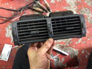 BMW 3 Series E46 323 Dash Vent Surround Centre
