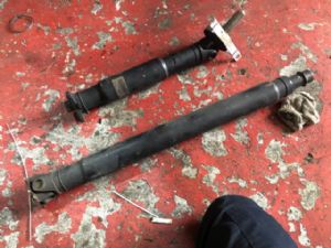 BMW 3 Series E46 323 Driveshaft / Mid Shaft