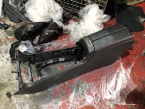 Mercedes-Benz GLB 200 X247 2020-on Centre Console Complete