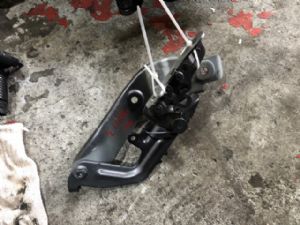 Mercedes-Benz GLB 200 X247 2020-on L Bonnet Hinge 