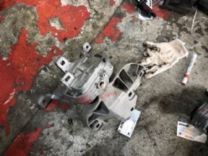 Mercedes-Benz GLB 200 X247 2020-on Right Engine Mount