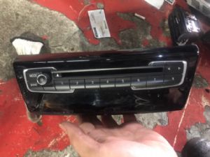 BMW 216D F46 CD Player