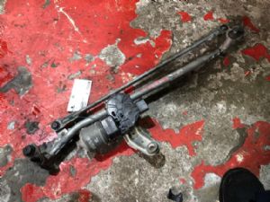 Volkswagen Beetle A5 2012-2018 Front Wiper Motor